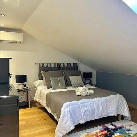 Diego 4 Pieces Duplex Appartement