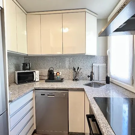 Diego 4 Pieces Duplex Apartment *